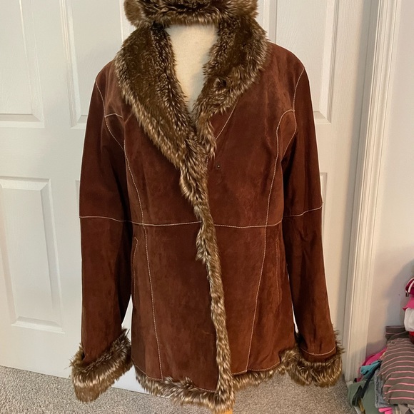 COPY - Woman’s Suede fur coat - Picture 1 of 4